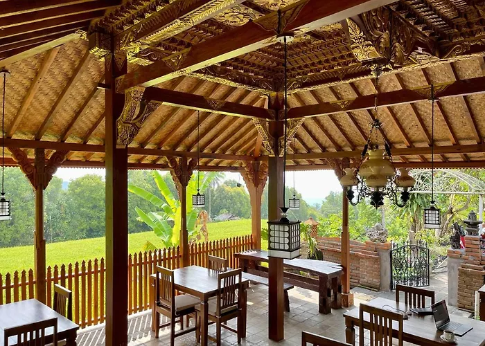 The Sangkih Restaurant & Bar Lodge