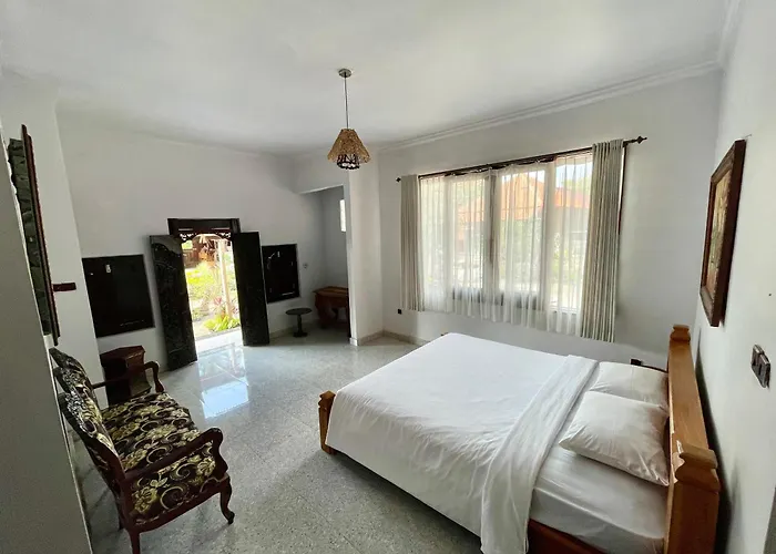 The Sangkih Restaurant & Bar Lodge Munduk