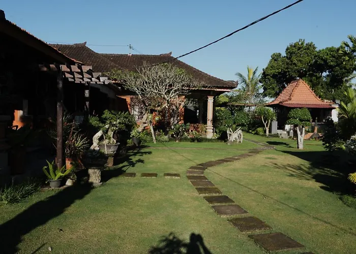 The Sangkih Restaurant & Bar Lodge *